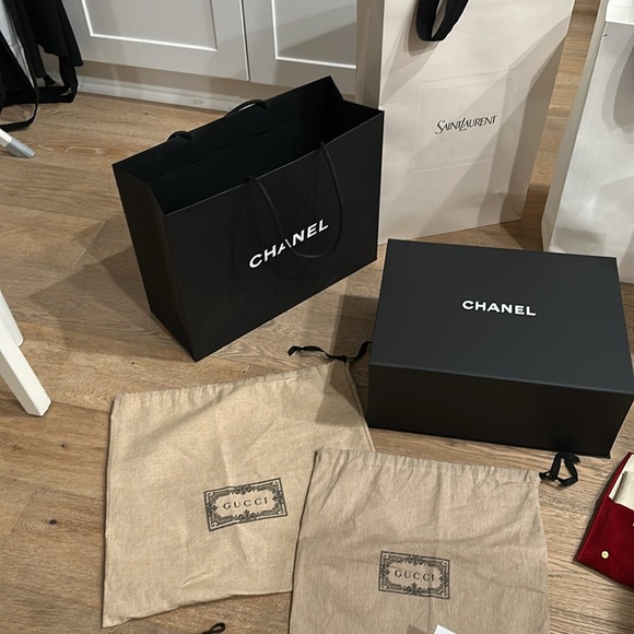 Storage bundle 100% authentic - Picture 4 of 6